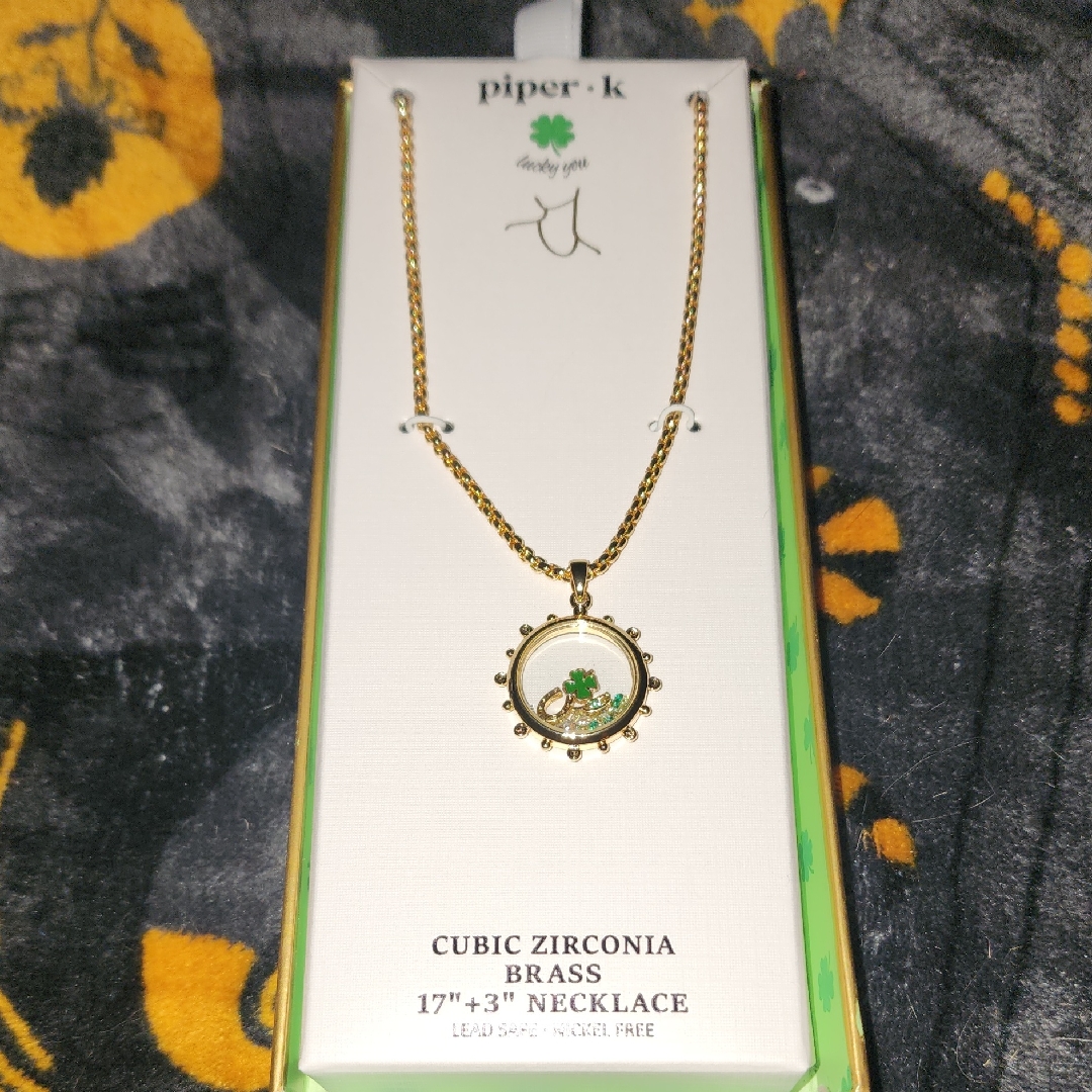 Piper Gold Necklace With Green Clover CharmElegant Necklace Statement 48$
